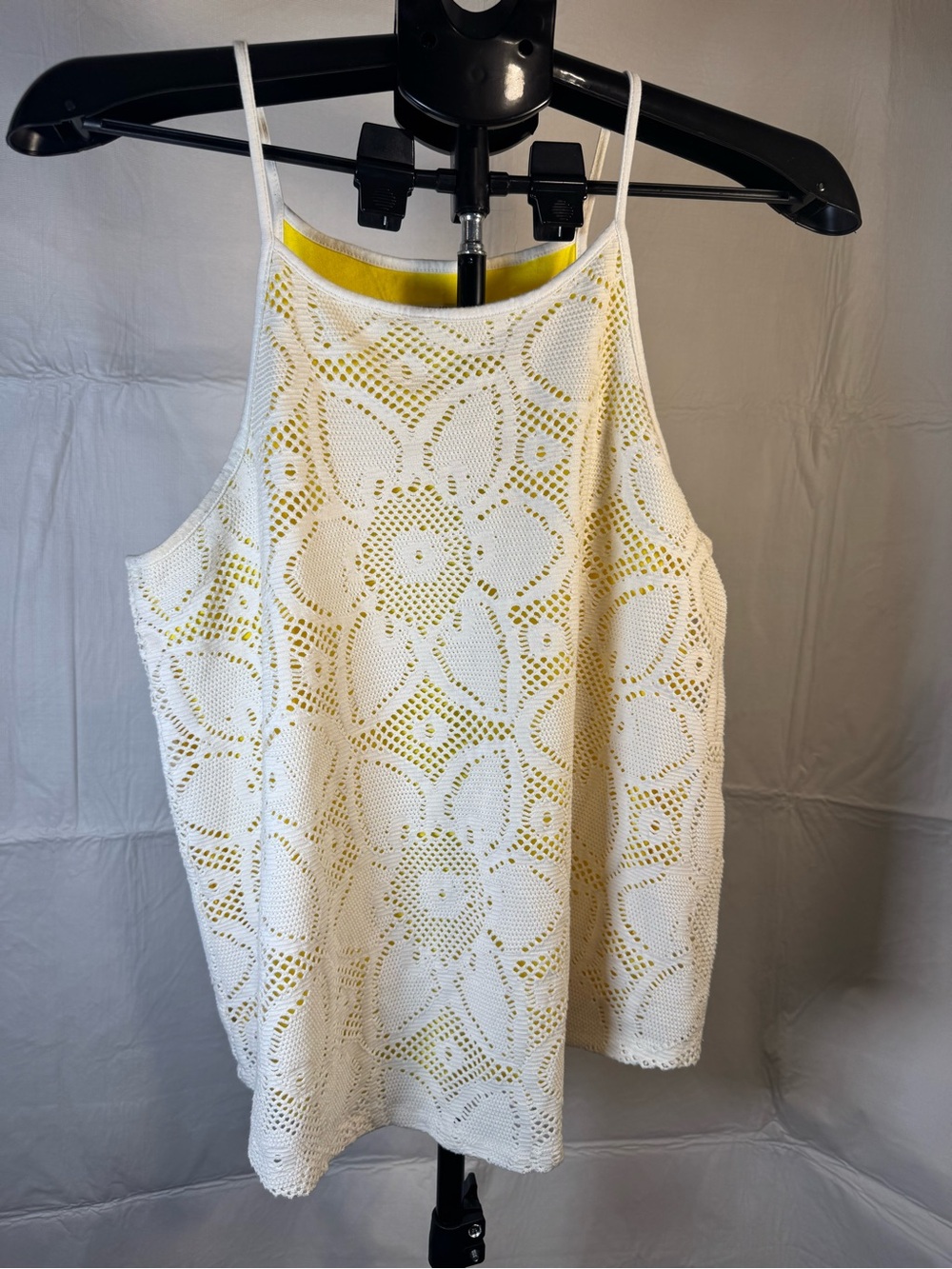 Anthropologie White Crochet Shell Top with Yellow Lining